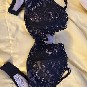 34d bra I’ve never worn it due to the fact I have no boobs lol